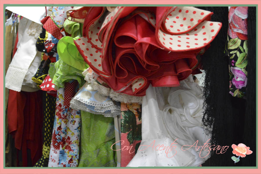 Patrones y trajes de flamenca en taller Angela Campos