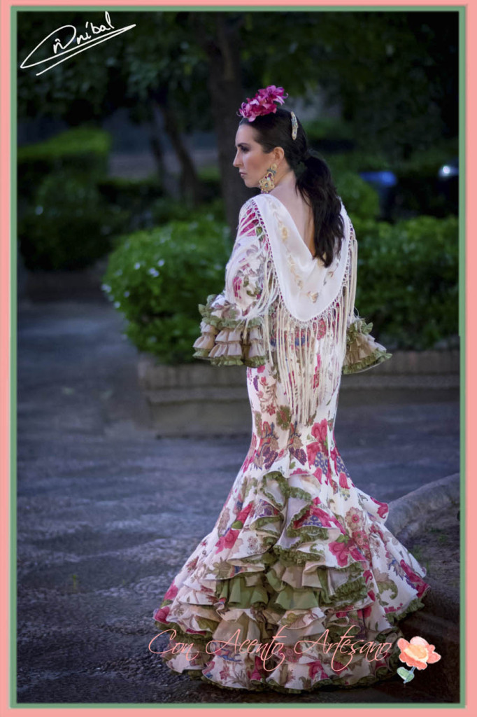 Traje de flamenca estampado de manga al codo de Viviana Iorio