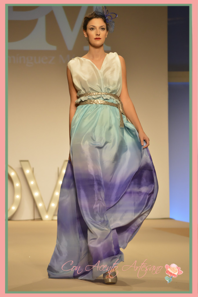 Vestido largo de inspiración greco-romana de Leticia Domínguez en Sevilla de Boda