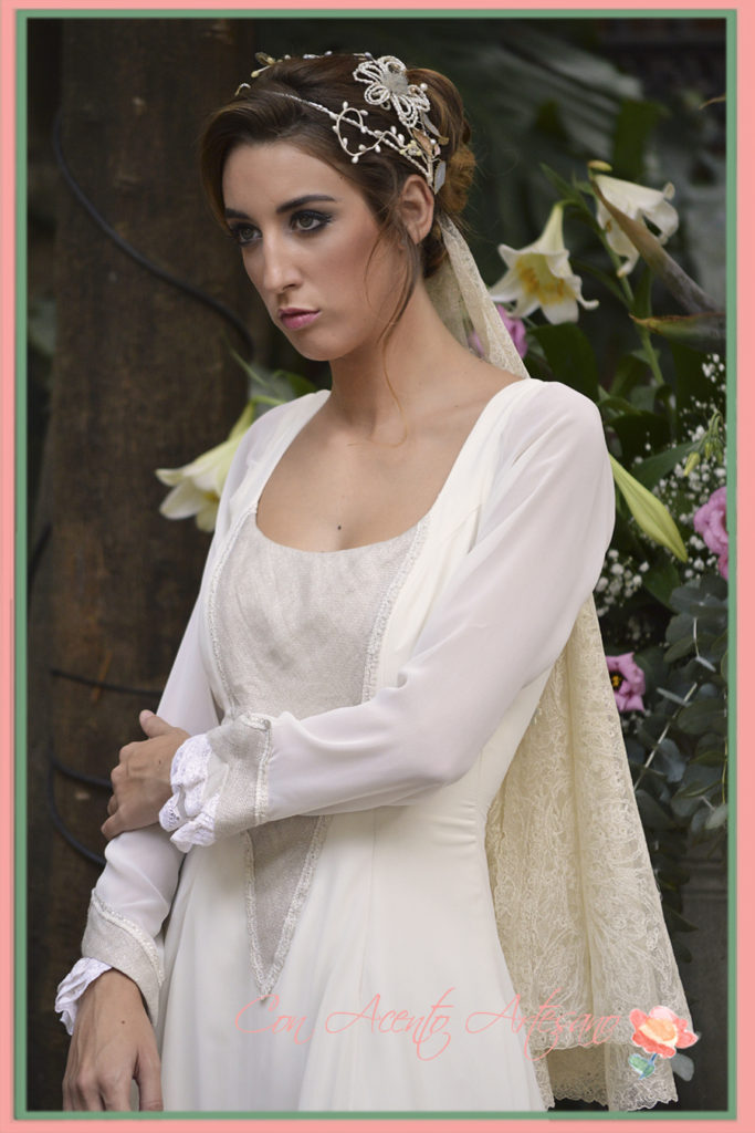 Escote y puños de vestido de novia inspiración victoriana de Taller de Diseño