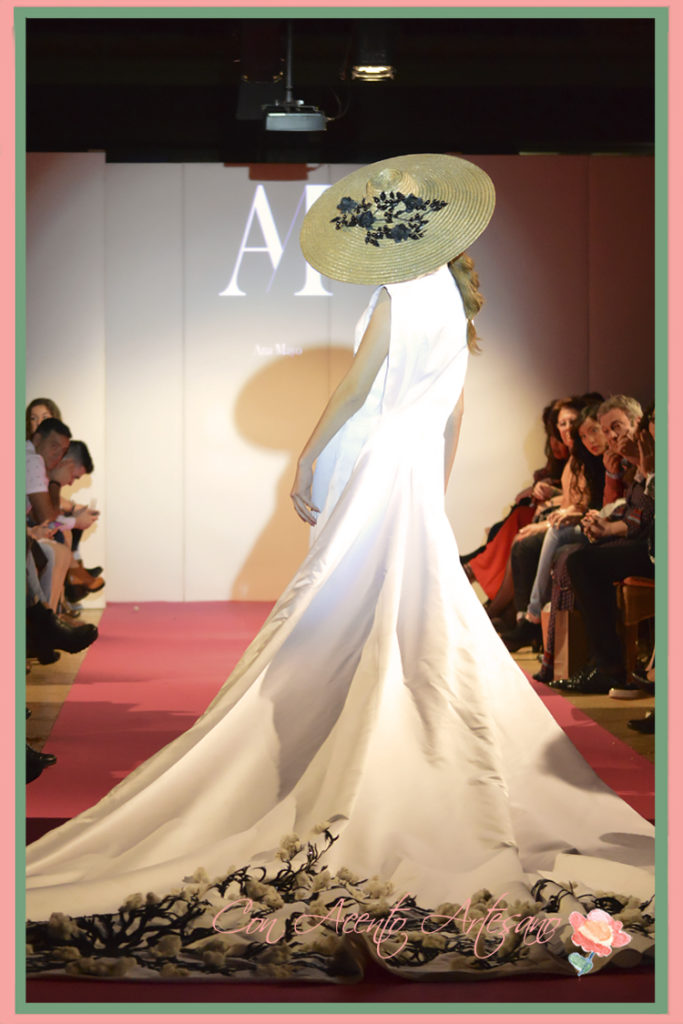 Vestido de novia de Ana Mayo con el que recibió Mención Especial en el certamen Novia del Sur de Sevilla de Boda 2015