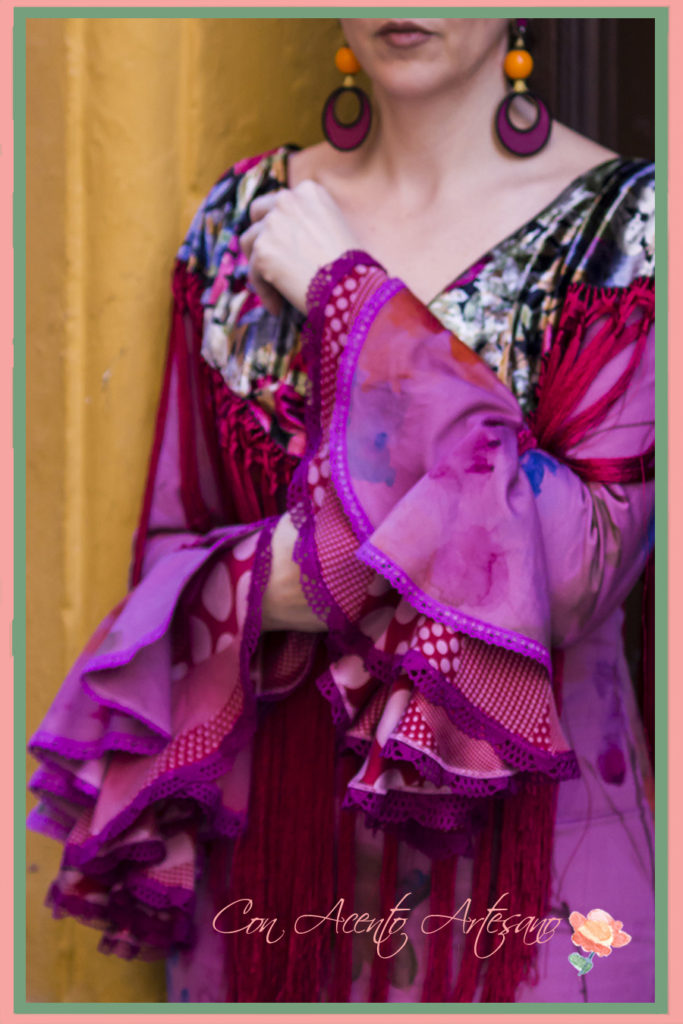 Mantoncillo de terciopelo estampado para traje de flamenca en buganvilla de Taller de Diseño