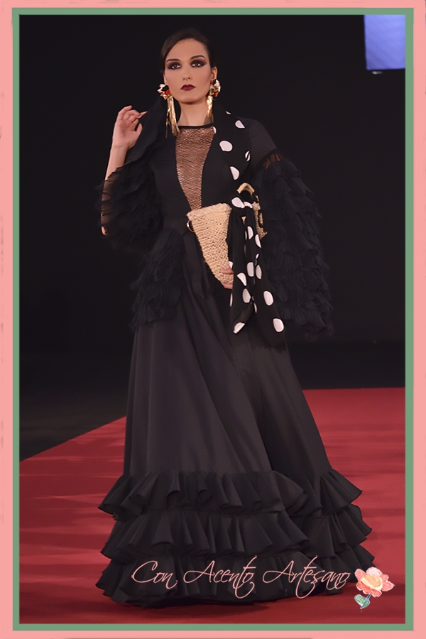 Traje flamenca negro de Laura de los Santos