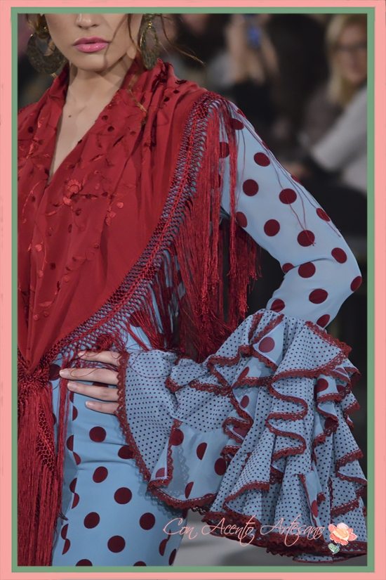 Detalle mangas de un traje de flamenca de Carmen Acedo para este 2018