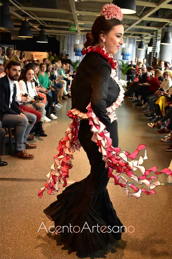 Traje de flamenca de Antonio Mateo en Certamen Moda Flamenca IKIEA Sevilla
