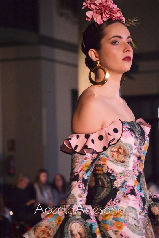 Detalles traje de flamenca de Manu Delgado